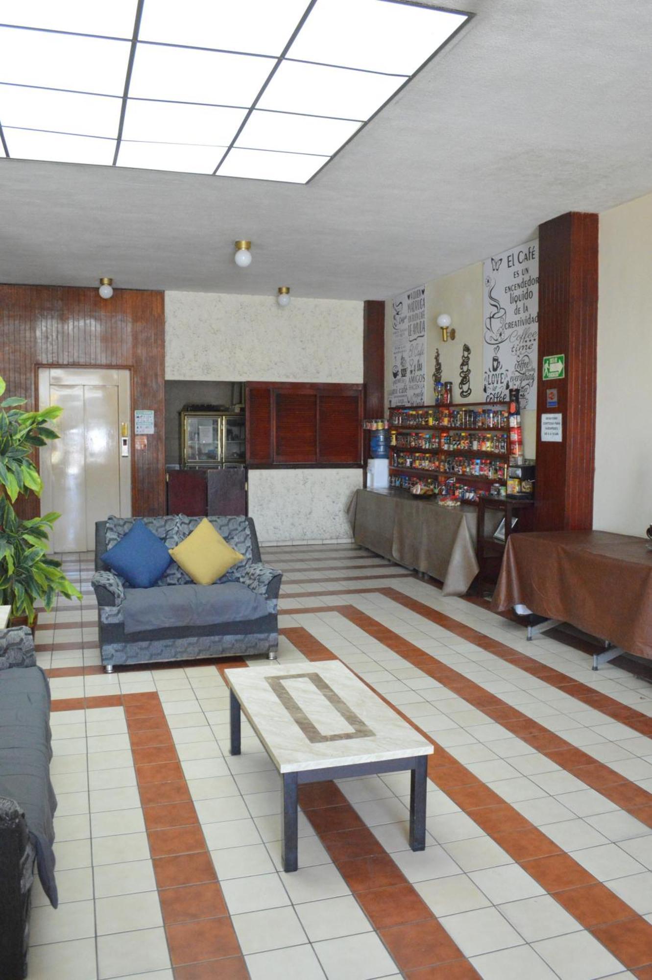 Hotel Topacio ซานฮวน เด ลอสลากอส ภายนอก รูปภาพ